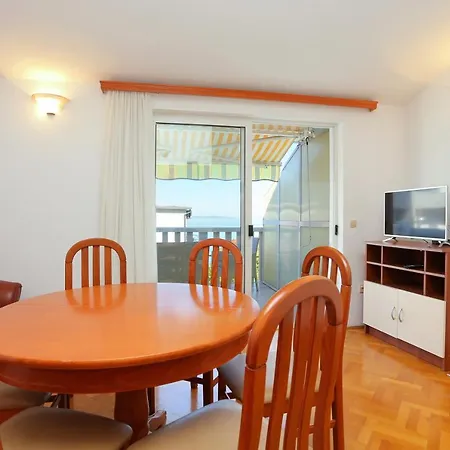 4859c Apartment Podstrana