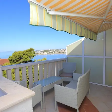 Apartment 4859c *